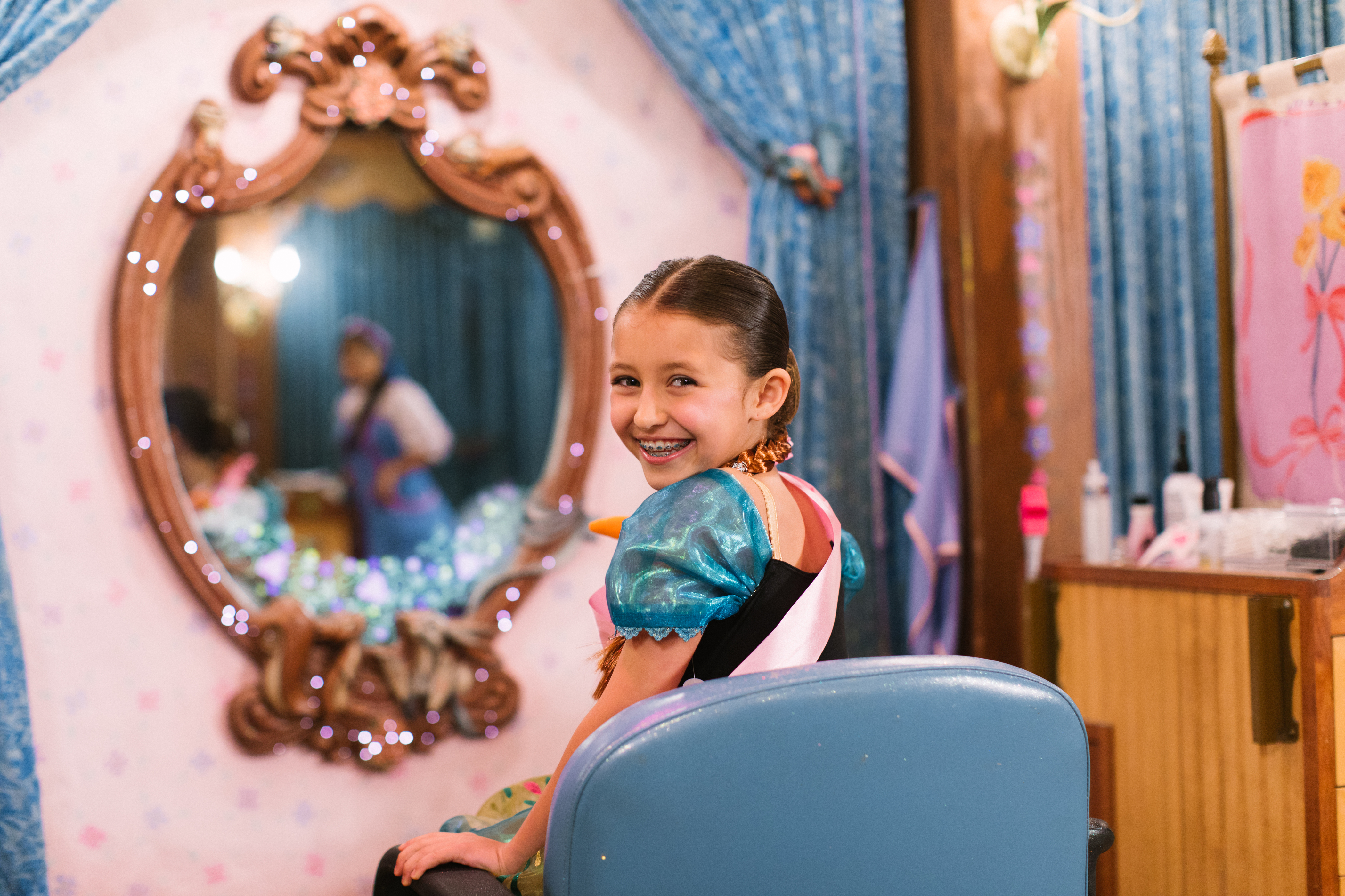 Bibbidi Bobbidi Boutique Disney princess makeover